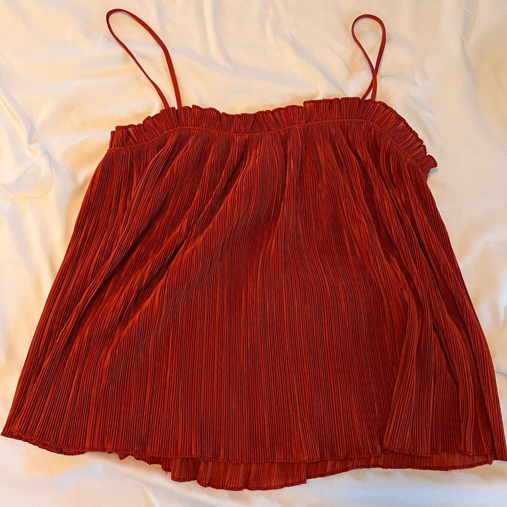 2 Madewell tanks - black and burnt orange